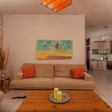Holiday home Luxurious Stone House Siviri