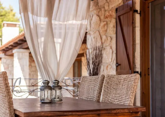 Luxurious Stone House Holiday home *